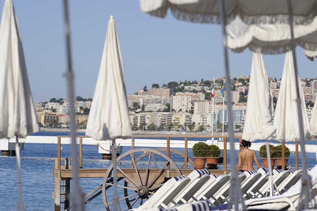 โรงแรมอนันตรา พลาซา ไนซ์ นีซ ภายนอก รูปภาพ View of the bay from the hotel